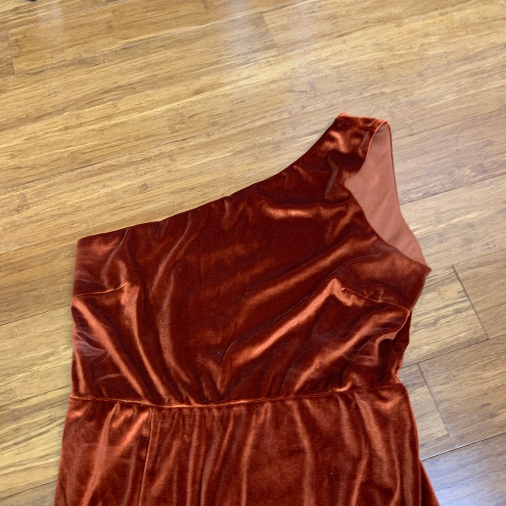 Baltic Born One Shoulder Velvet Maxi Dress‎ Burnt Orange Size Large Side Slit - Picture 2 of 6